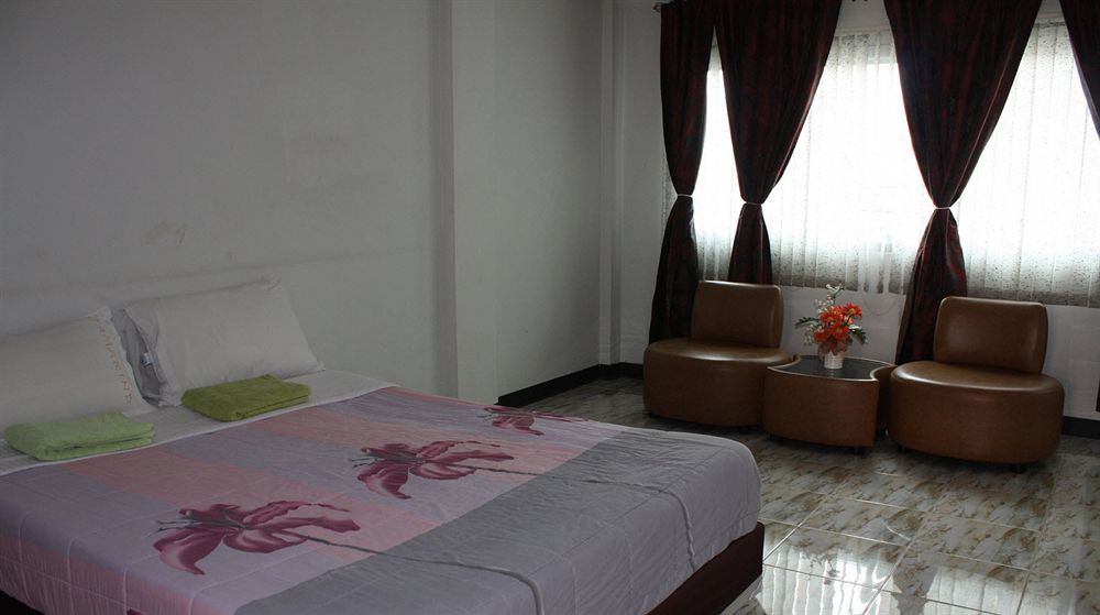 Tamarind Residences Khonkaen บ้านแทมมารีน Кхон Каен Екстериор снимка