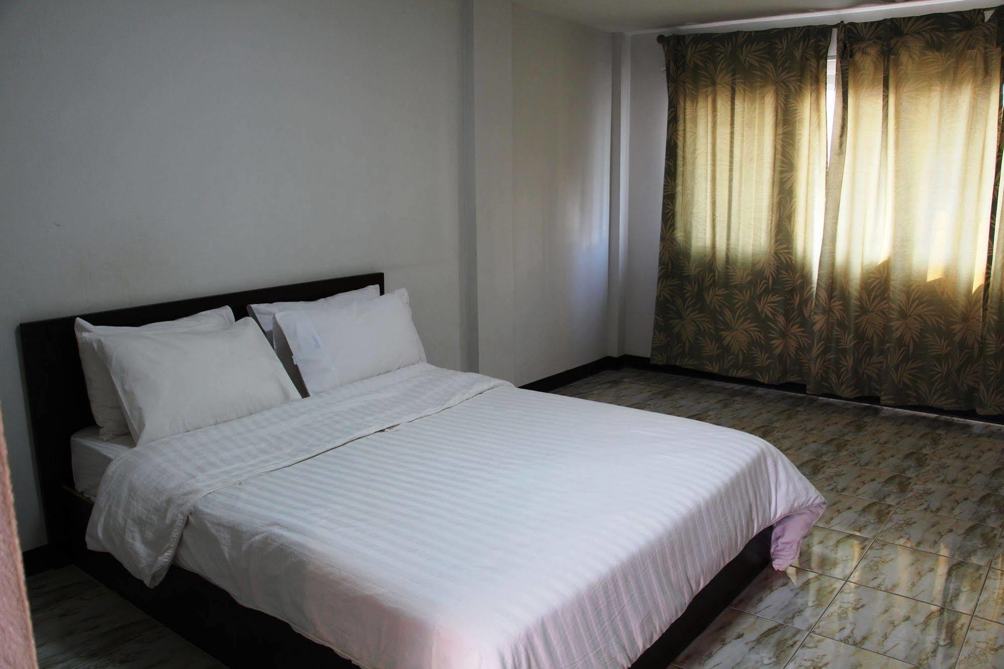 Tamarind Residences Khonkaen บ้านแทมมารีน Кхон Каен Екстериор снимка